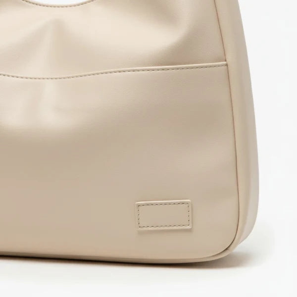 Seliora Shoulder Bag
