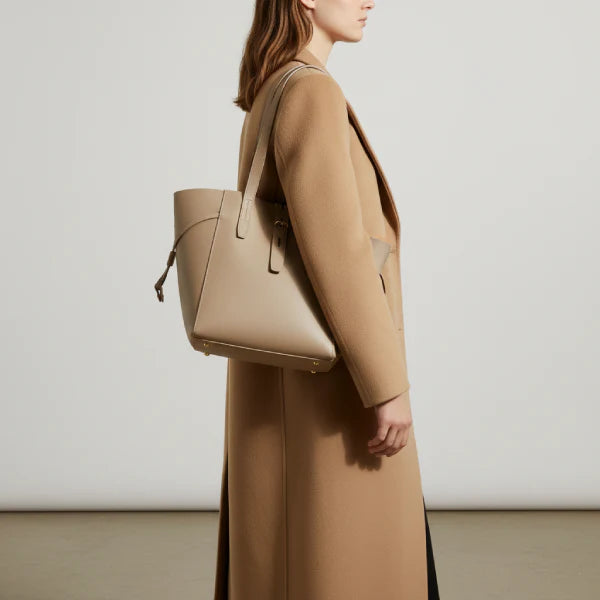 Zairen Tote Bag