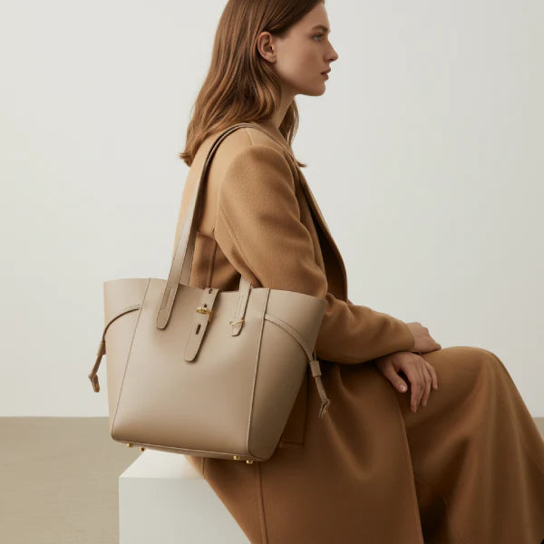 Zairen Tote Bag